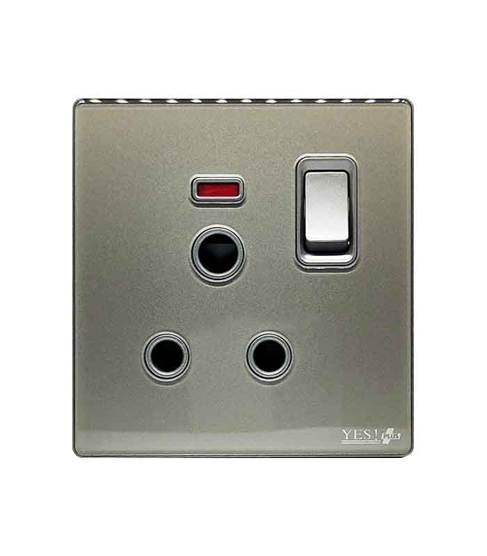 YES J-2 UK SILVER SERIES - 3 PIN AC SOCKET